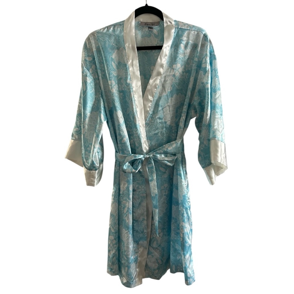 Morgan Taylor • Silky Wrap-Style Floral Robe